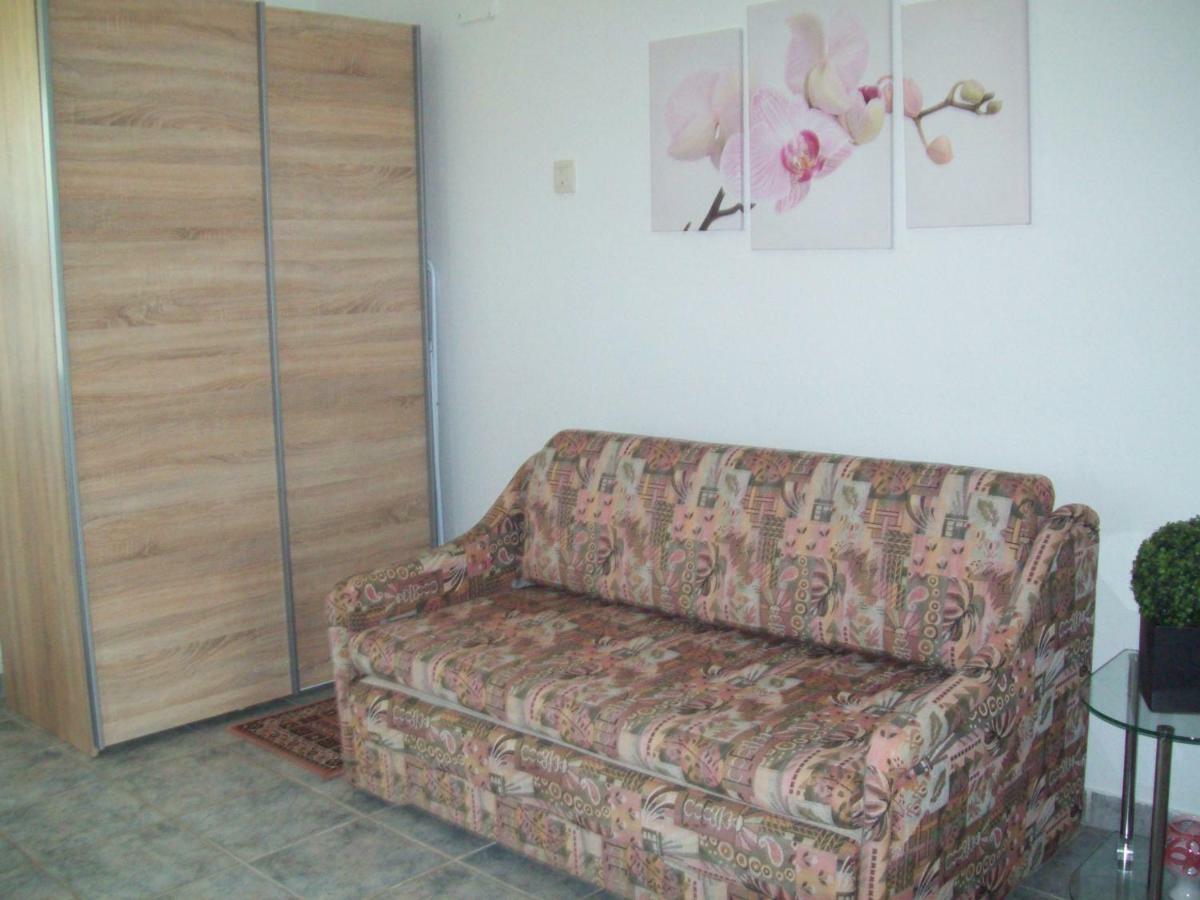 Ferienhaus Am Plattensee Balatonmáriafürdő Εξωτερικό φωτογραφία