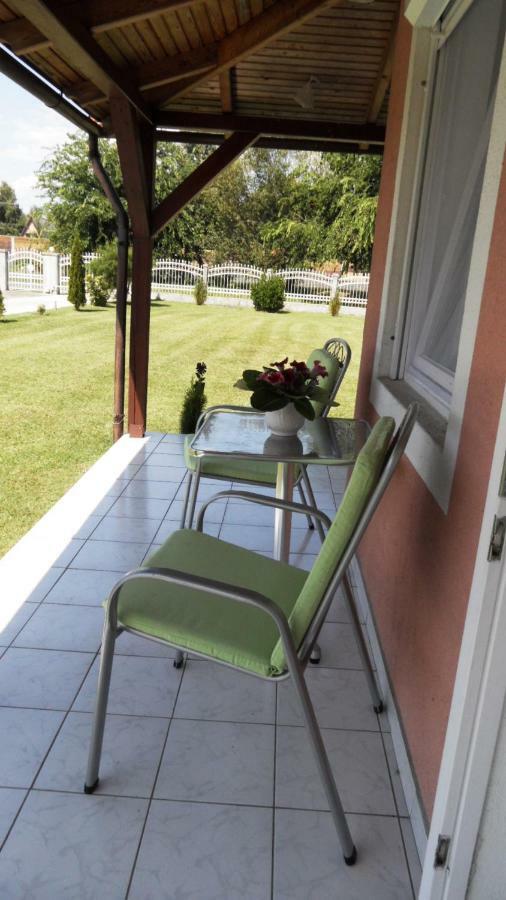 Ferienhaus Am Plattensee Balatonmáriafürdő Εξωτερικό φωτογραφία